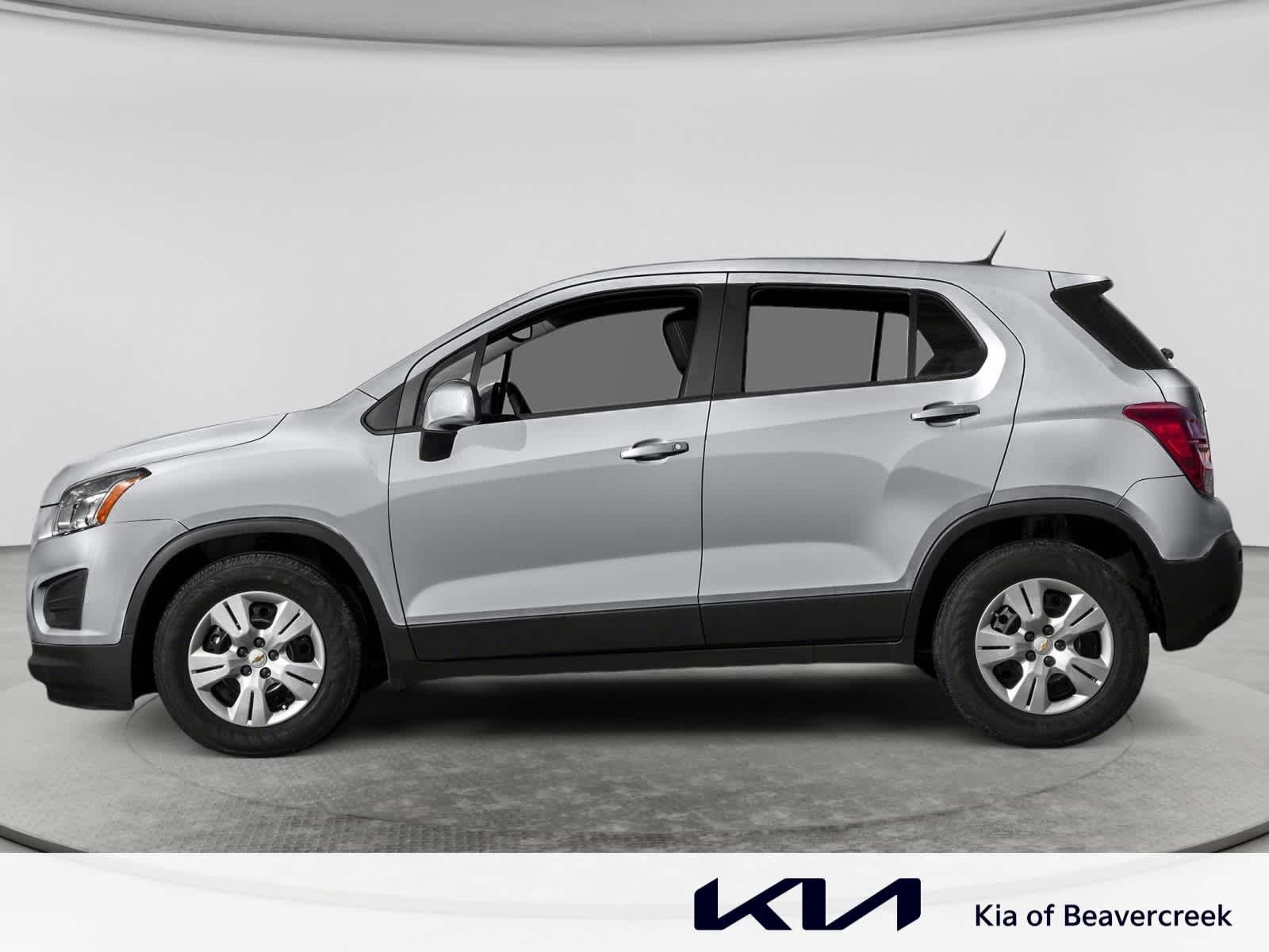 Used 2015 Silver Ice Metallic Chevrolet LS image 3