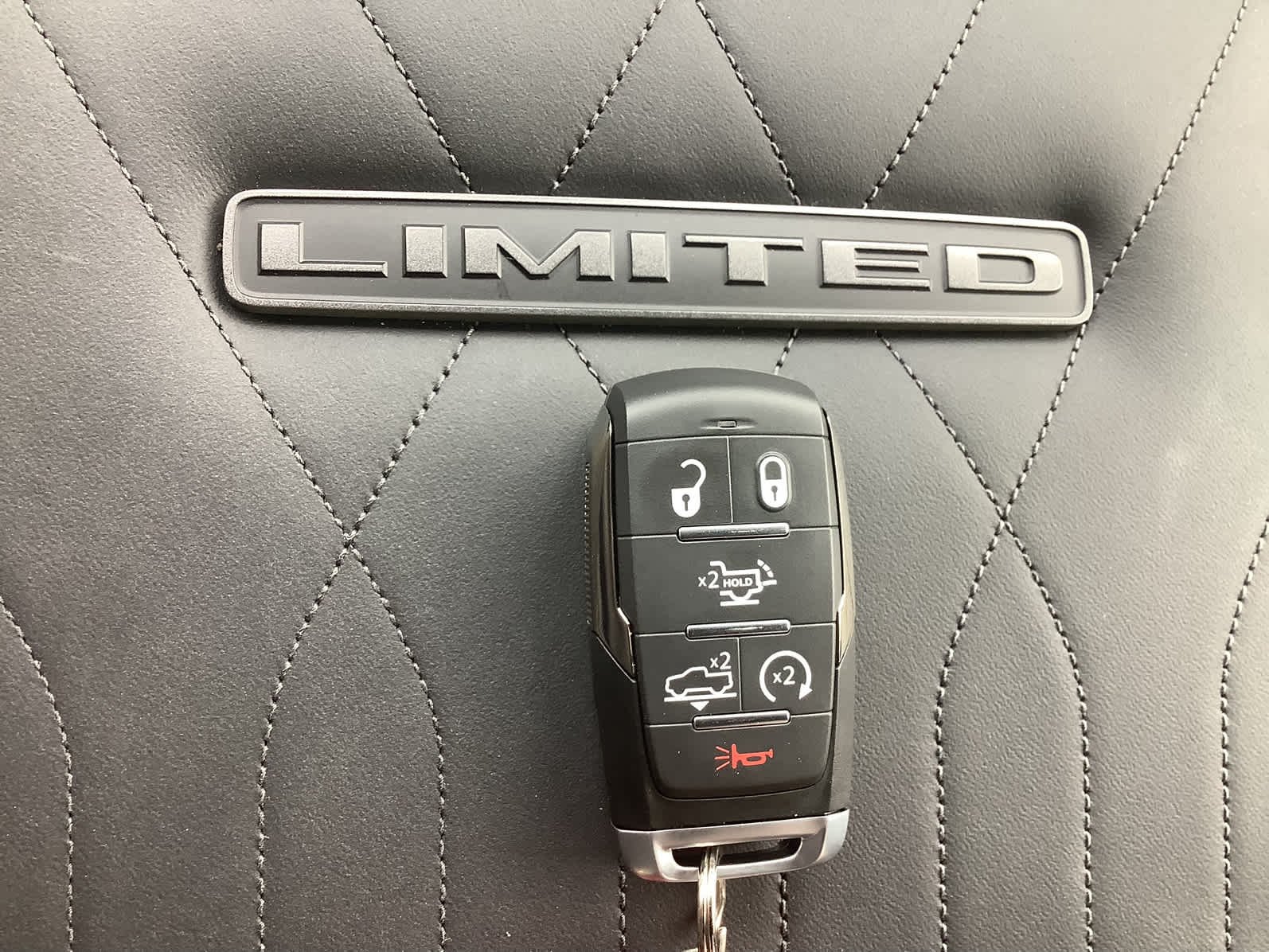 2026 RAM 1500 Limited - Photo 35
