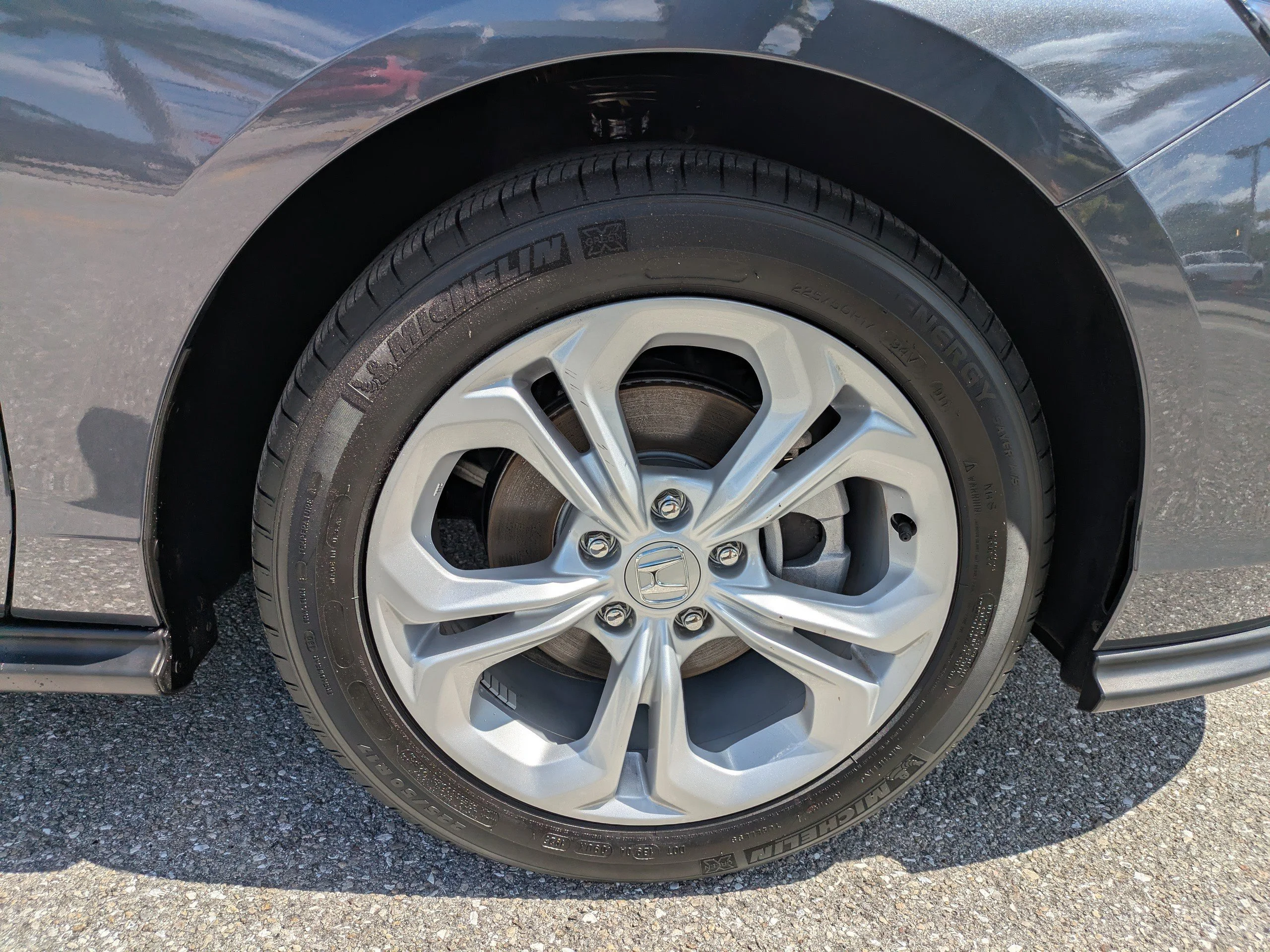 2025 Honda Accord LX - Photo 40