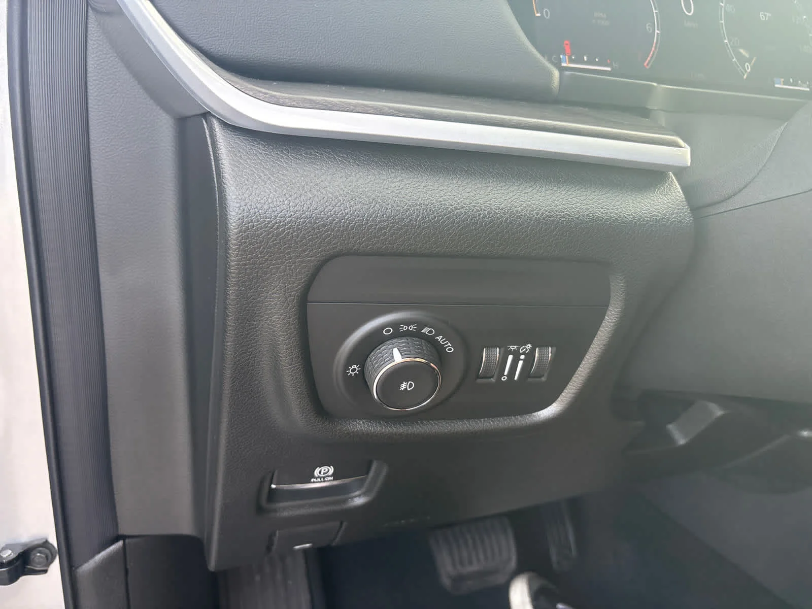 New 2025 Silver Zynith Jeep Limited image 20