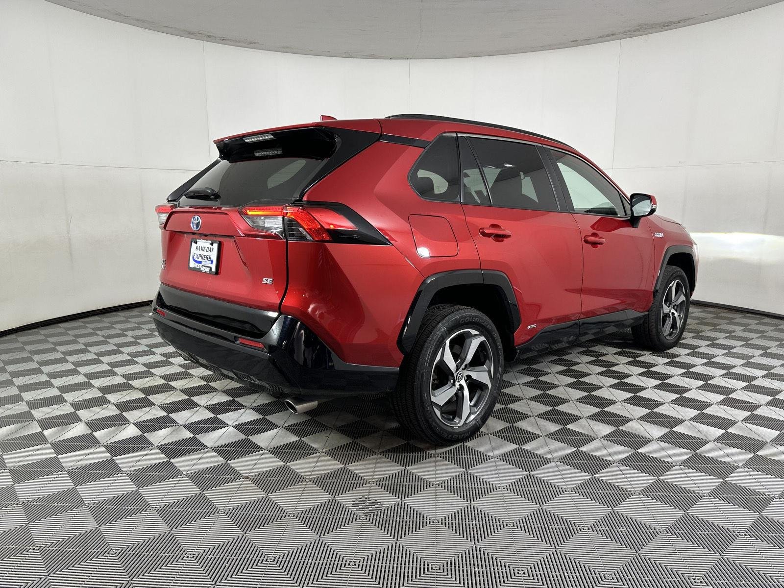 Certified Used 2022 Supersonic Red Toyota SE image 9