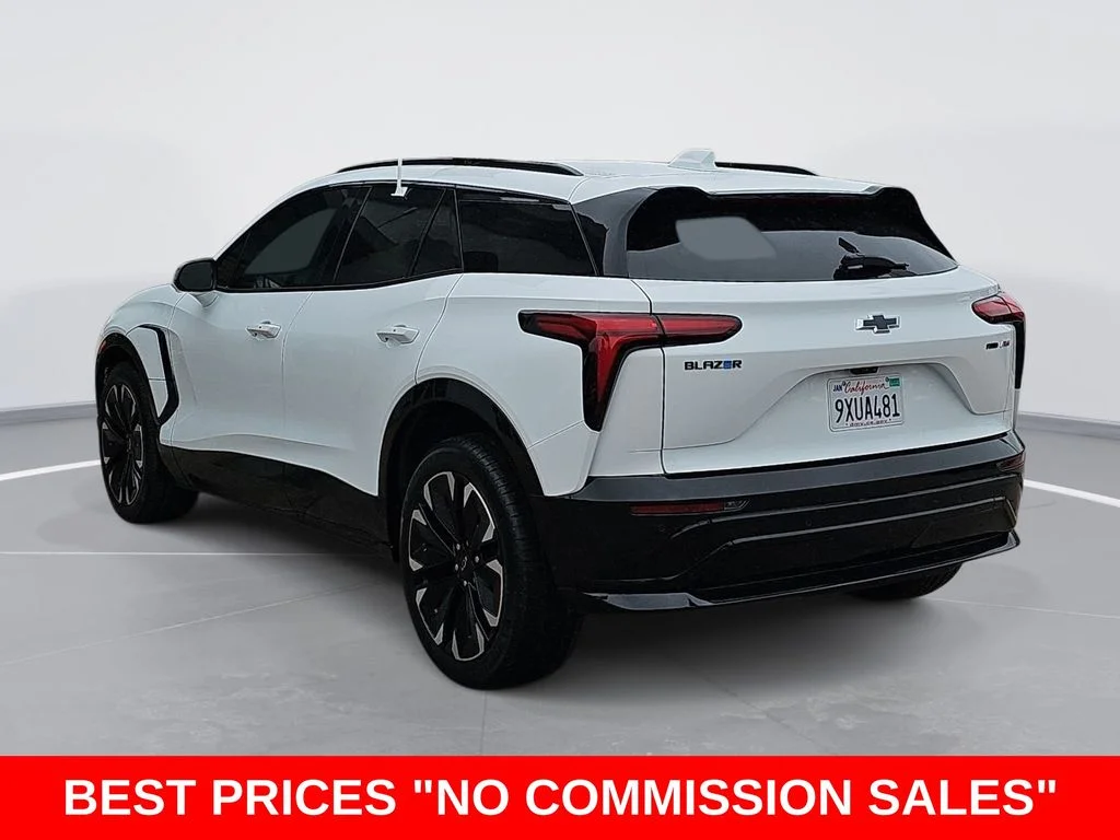 Used 2024 White Chevrolet RS image 5