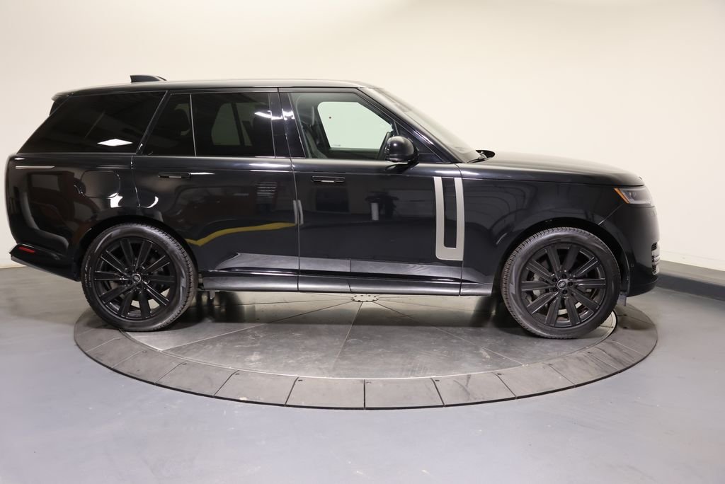 Certified Used 2023 Santorini Black Metallic Land Rover SE image 6