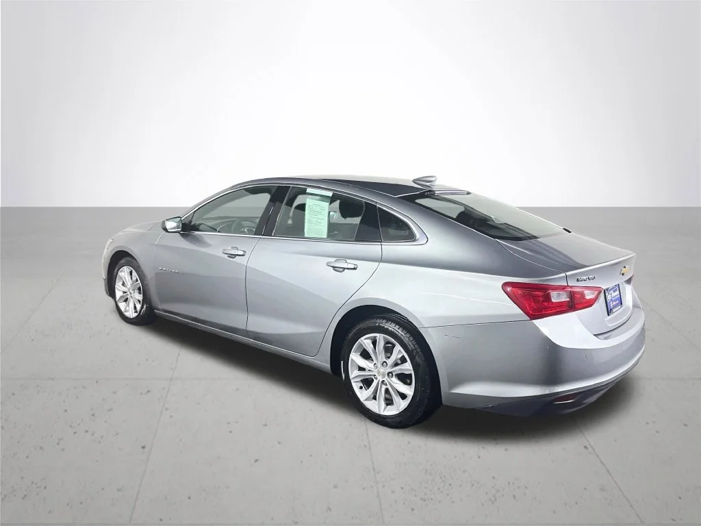 Used 2024 Gray Chevrolet LT image 8