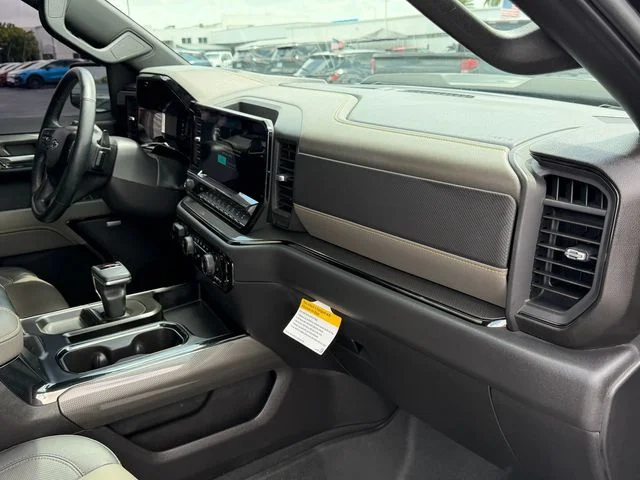 Used 2024 Black Chevrolet ZR2 image 18
