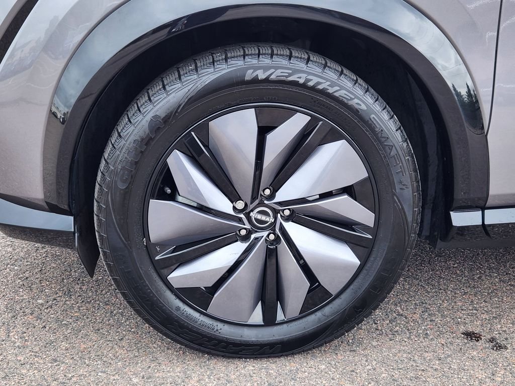 Used 2023 Gray Nissan EVOLVE+ image 9