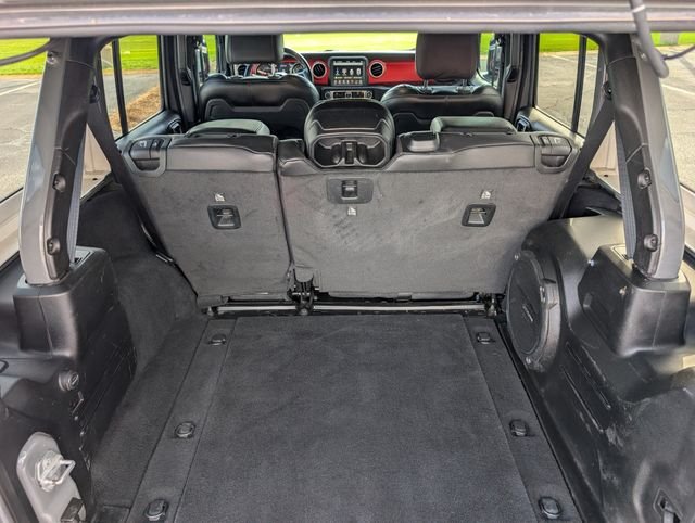 Used 2020 Gray Jeep Unlimited Rubicon image 14