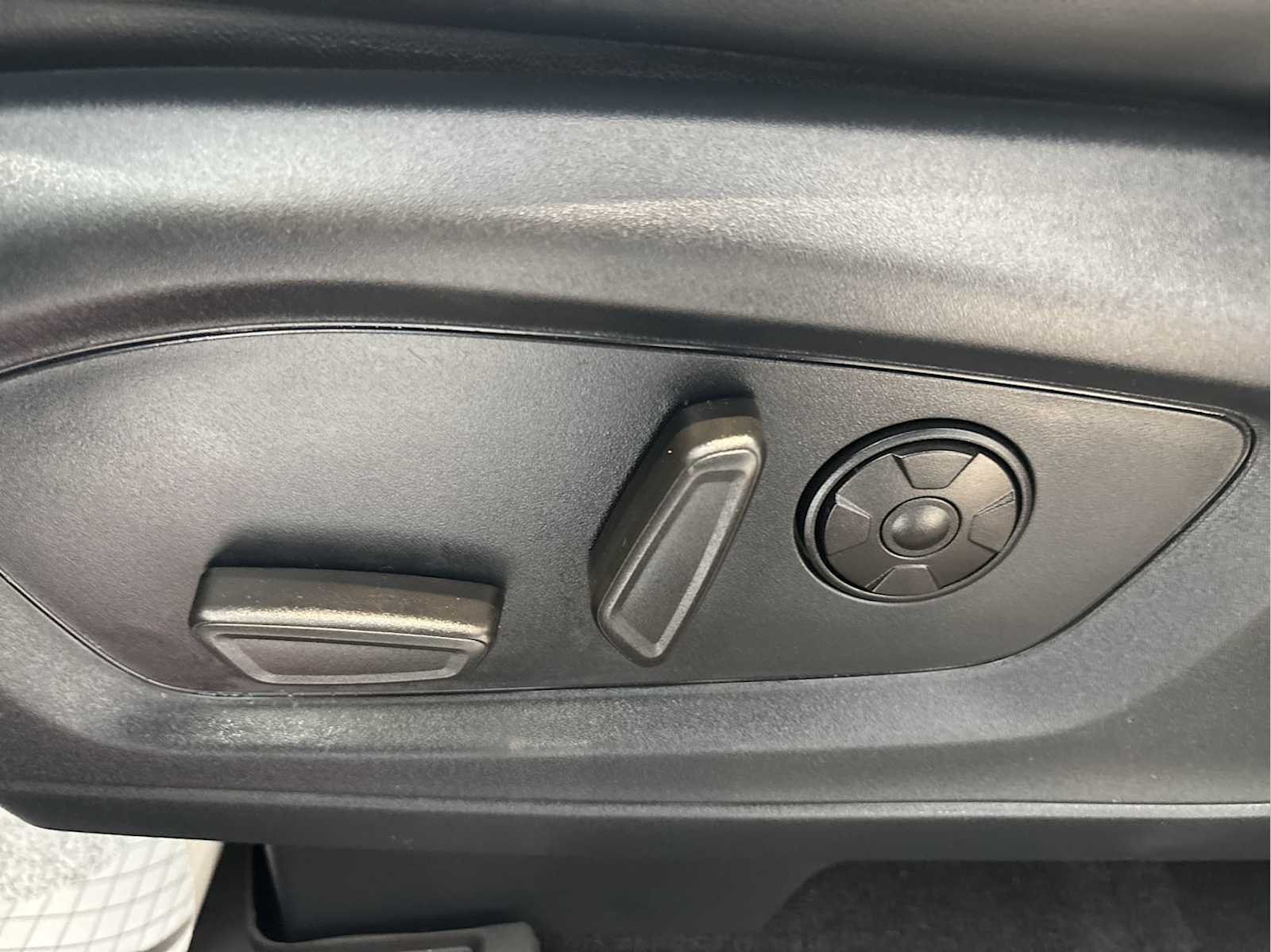 Used 2025 Vapor Blue Metallic Ford ST image 31