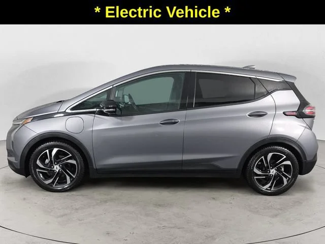 Used 2023 GRAY GHOST METALLIC Chevrolet 2LT image 8