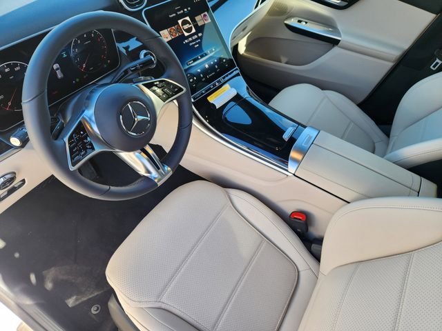 New 2026 Polar White Mercedes-Benz GLC 300 image 7