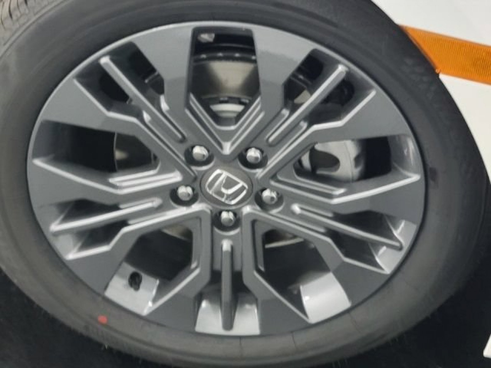 New 2026 Platinum White Pearl Honda Touring image 31