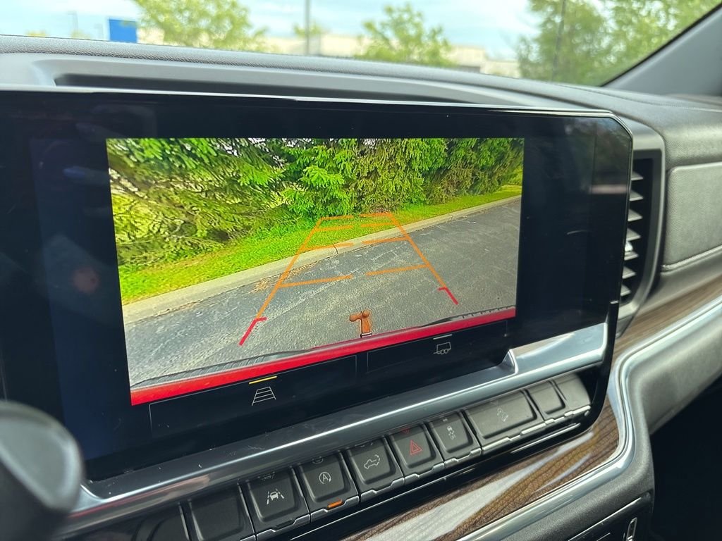 Used 2023 Red Chevrolet RST image 30