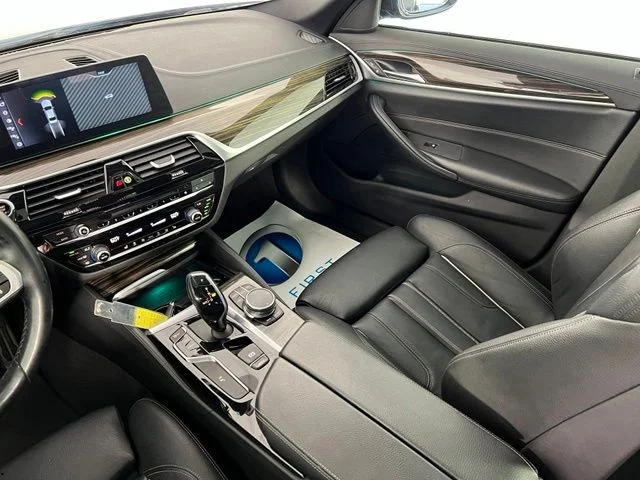 Used 2018 Black BMW 540i image 36