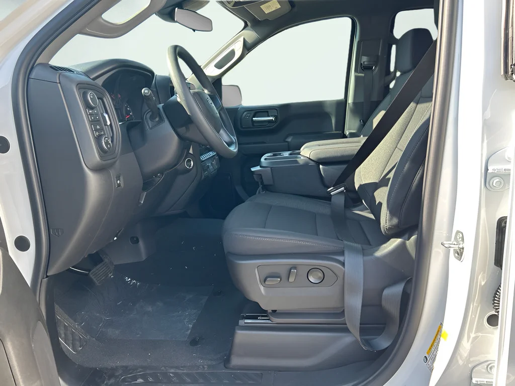 New 2026 Summit White Chevrolet Custom Trail Boss image 20