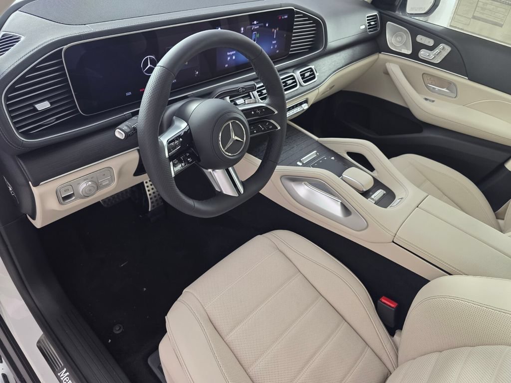 New 2026 Polar White Mercedes-Benz GLS 450 image 24