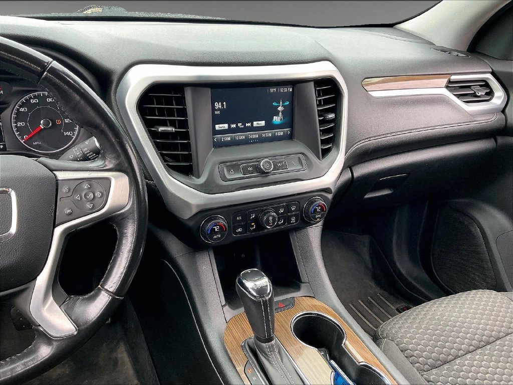Used 2019 Iridium Metallic GMC SLE-1 image 18