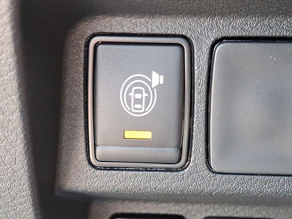 New 2026 Boulder Gray Pearl Nissan Crew Cab PRO-4X® image 18