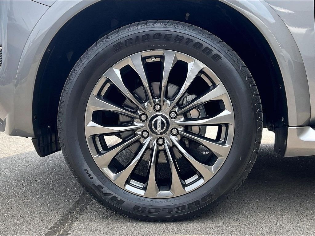Used 2023 Gray Nissan Platinum image 7