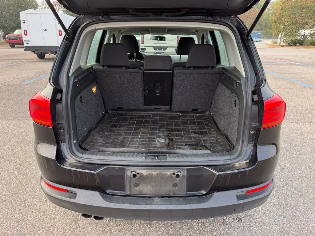 Used 2017 Black Volkswagen 2.0T image 12