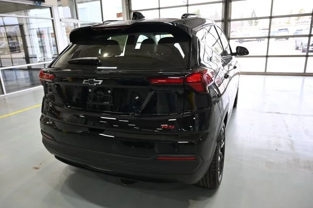 2027 Chevrolet Bolt RS - Photo 6