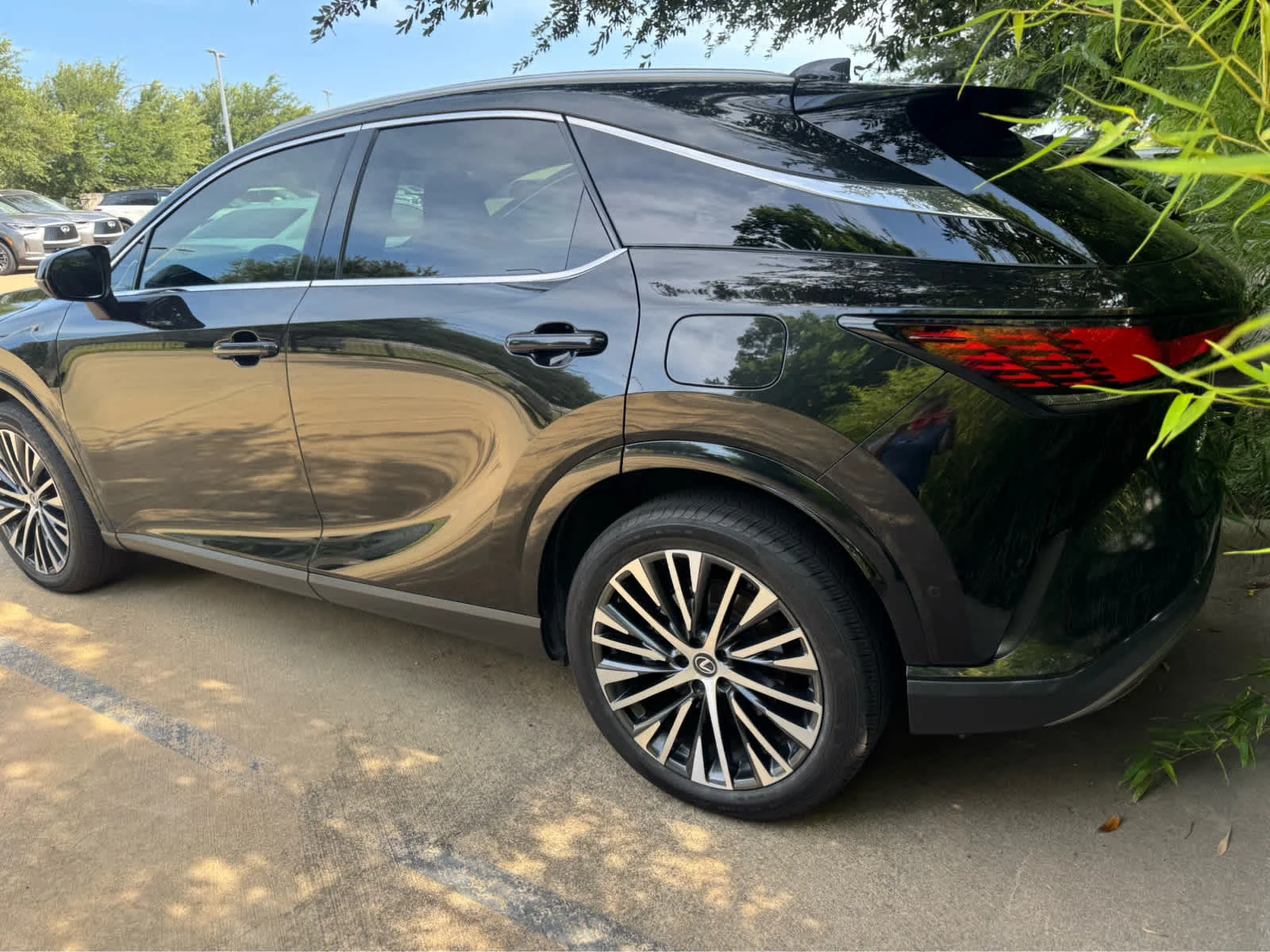 Used 2025 Caviar Lexus Premium Plus image 4