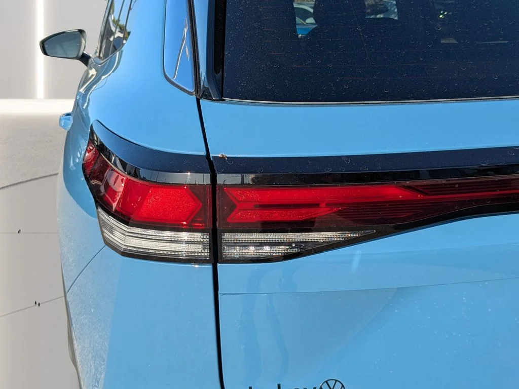 New 2026 Blue Volkswagen 2.0T SE image 8