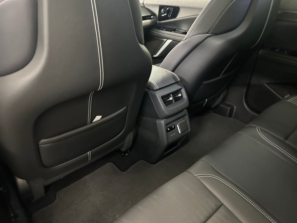 2027 Cadillac OPTIQ Premium Sport - Photo 20