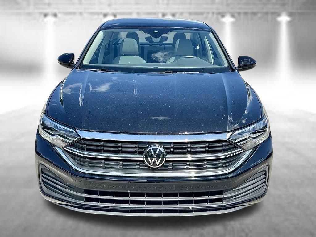 3VW7M7BU5RM101330