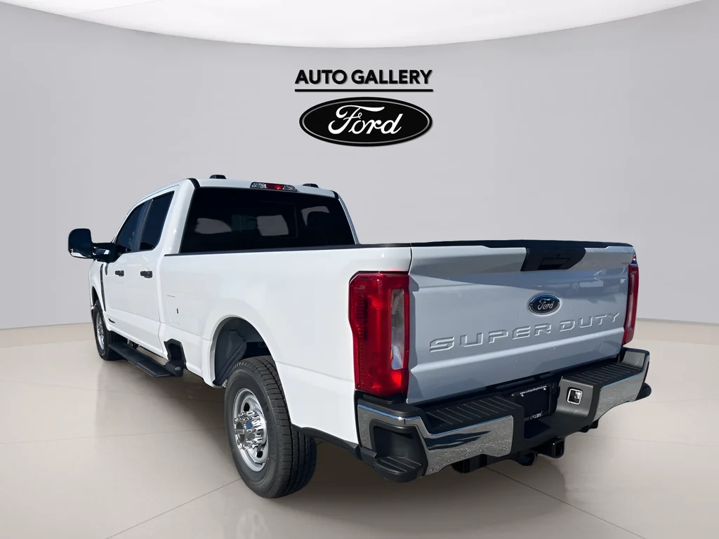 New 2026 Oxford White Ford F-350® XL image 7