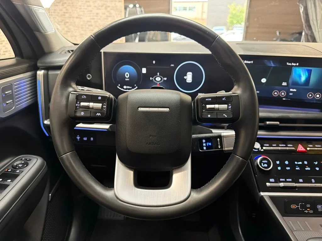 Used 2024 Shimmering Silver Hyundai Limited image 20