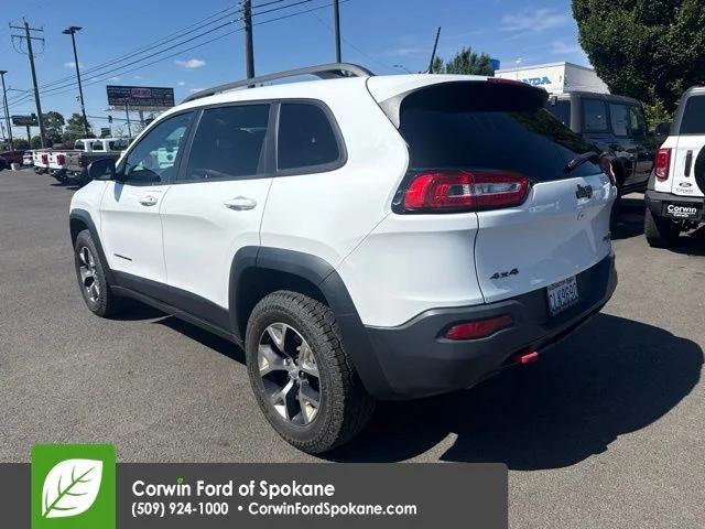 Used 2017 White Jeep Trailhawk image 6