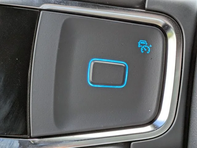 New 2026 Agate Black Metallic Ford MAX Platinum® image 26