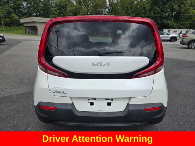 Used 2022 White Kia LX image 8