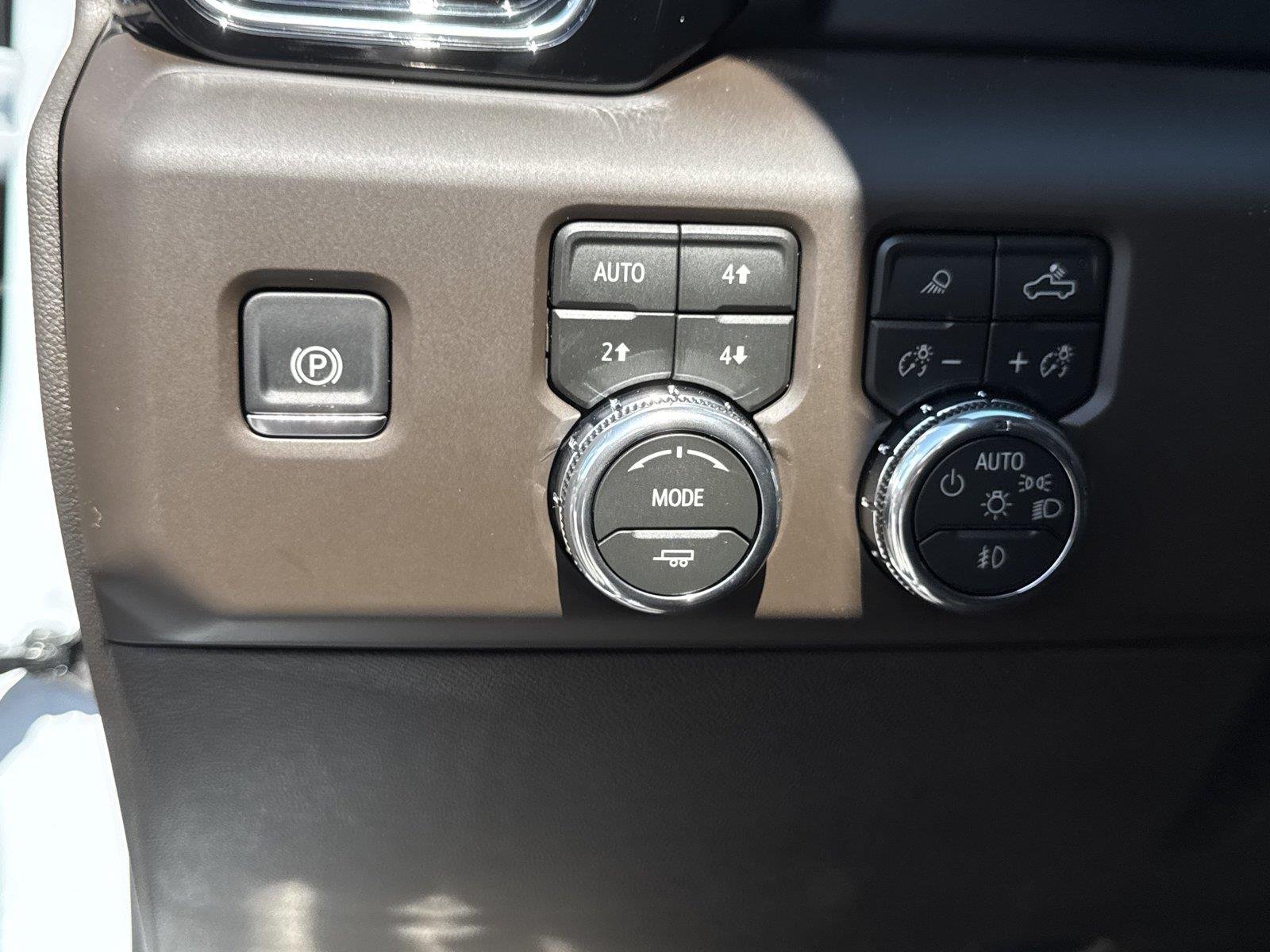 New 2026 Glacier White Tricoat GMC Denali image 21