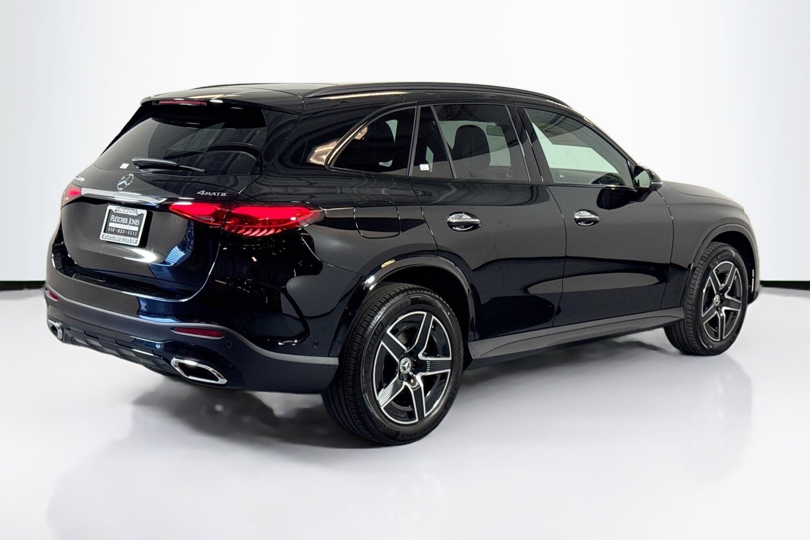 New 2026 Black Mercedes-Benz GLC 300 image 5