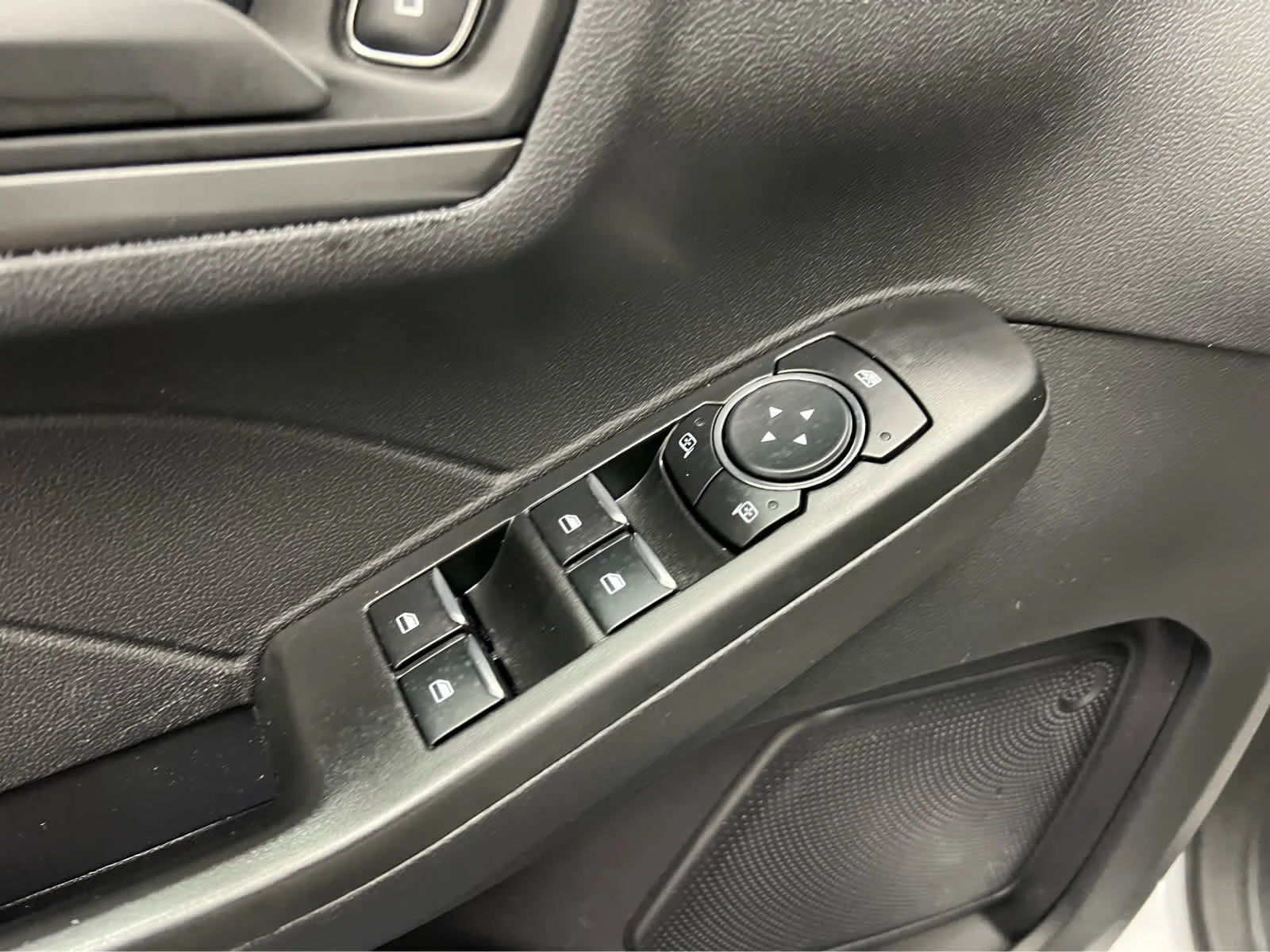 Used 2023 Oxford White Ford Active image 18