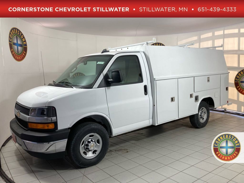 2026 Chevrolet Express 3500 139" WB's photo