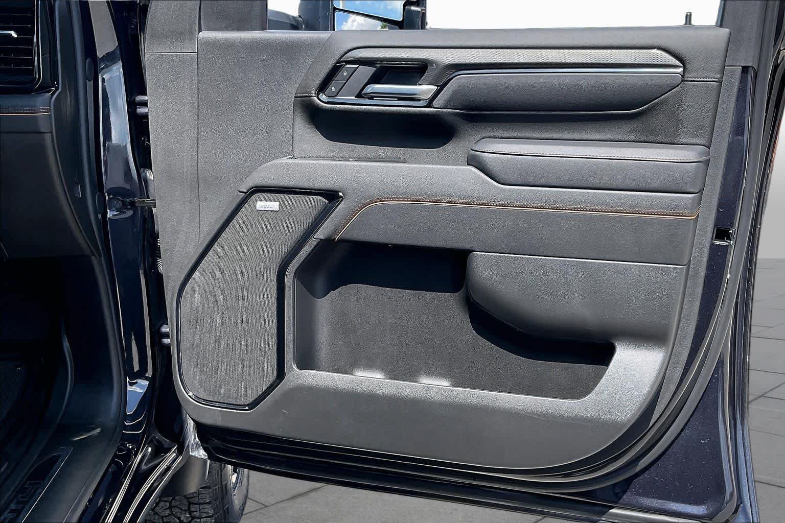 New 2026 Titanium Rush Metallic GMC AT4 image 81