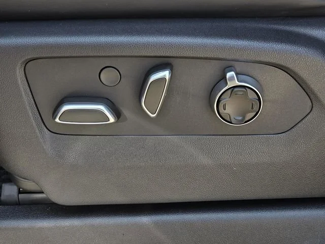 2026 GMC Sierra 3500HD Denali Ultimate - Photo 30