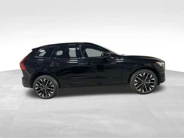 New 2026 Onyx Black Volvo Ultra image 4