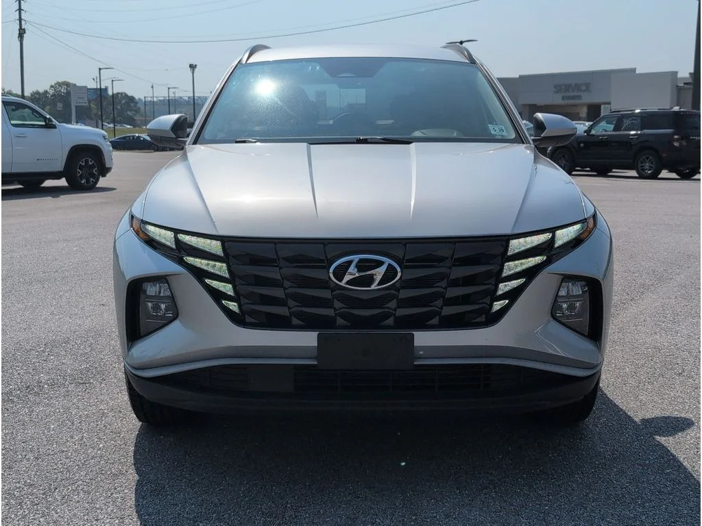 Used 2024 SILVER Hyundai SEL AWD image 8
