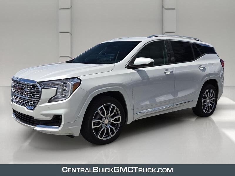 Used 2022 White Frost GMC AWD 4DR DENALI image 1
