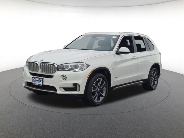 Used 2019 Black BMW M550i xDrive image 7