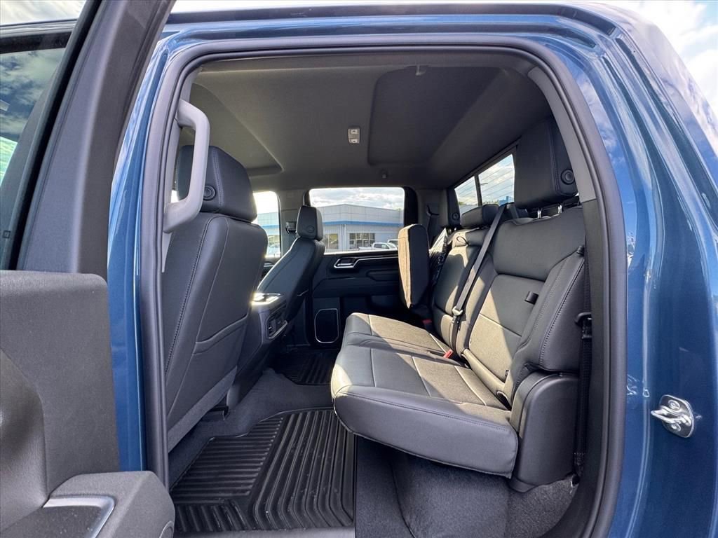2026 Chevrolet Silverado 2500 HD LT - Photo 9