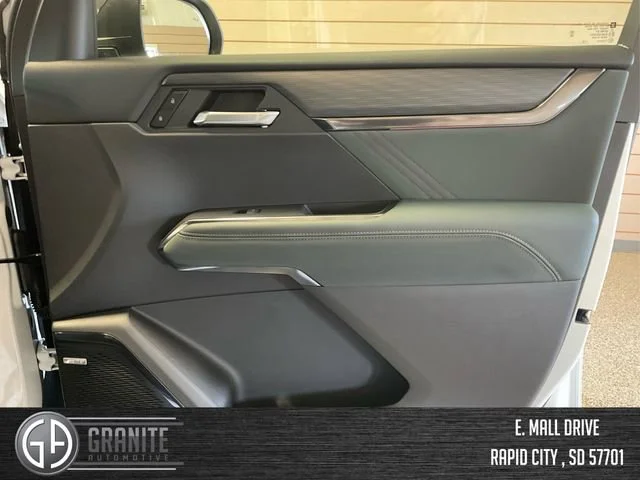 2025 GMC Acadia AT4 - Photo 22