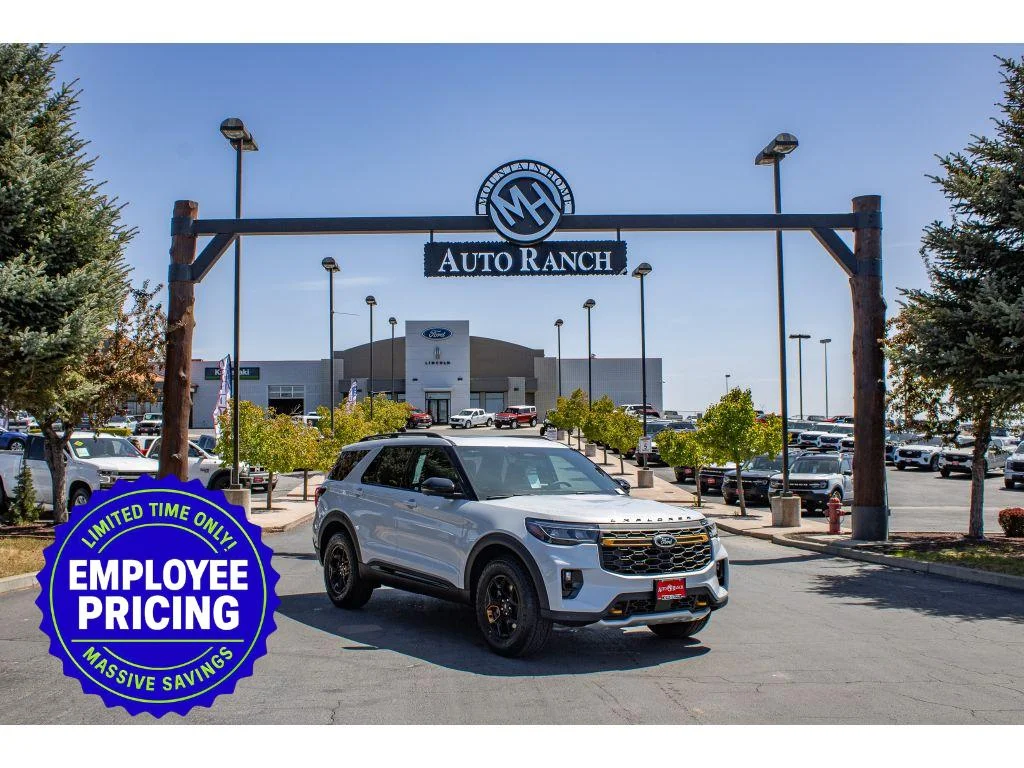 2026 Ford Explorer Tremor 4WD's photo