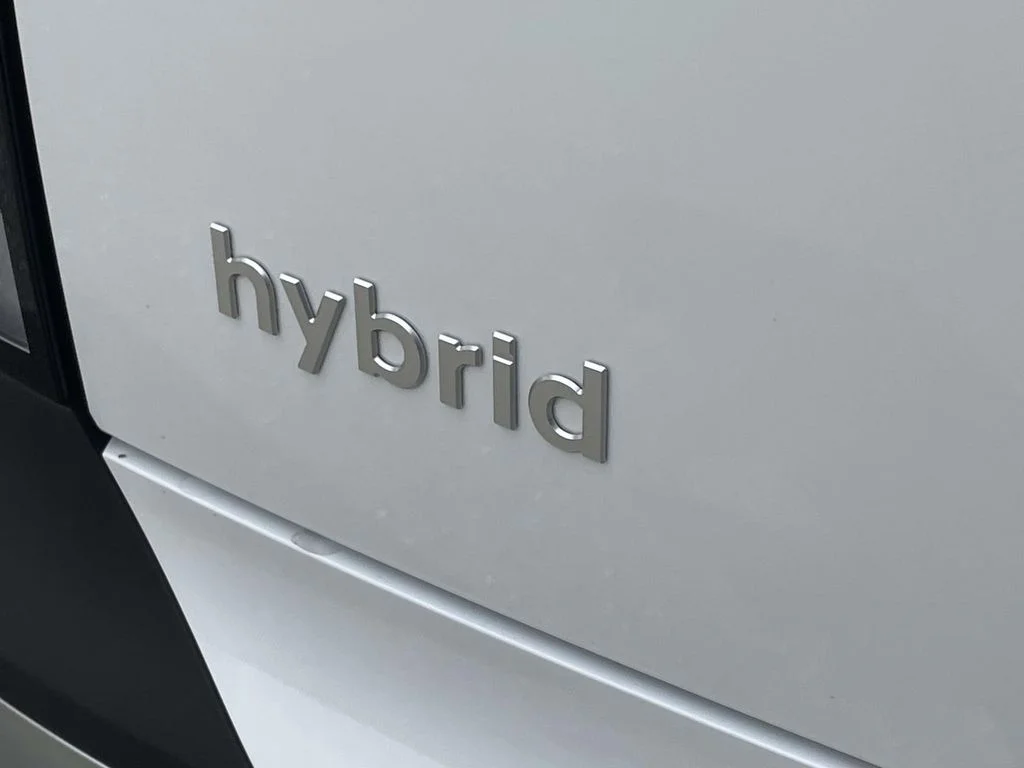 New 2026 White Hyundai SEL image 8