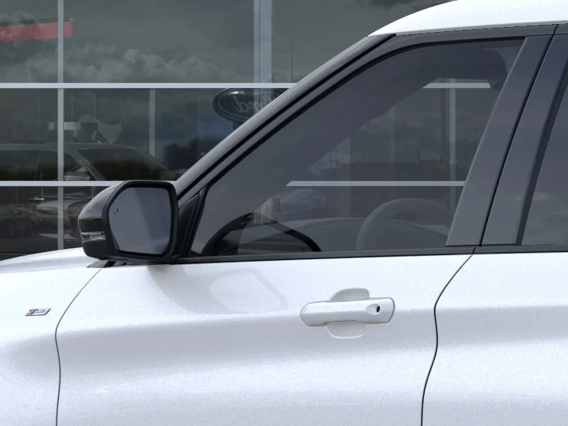 New 2026 Star White Metallic Tri-Coat Ford ST-Line image 45