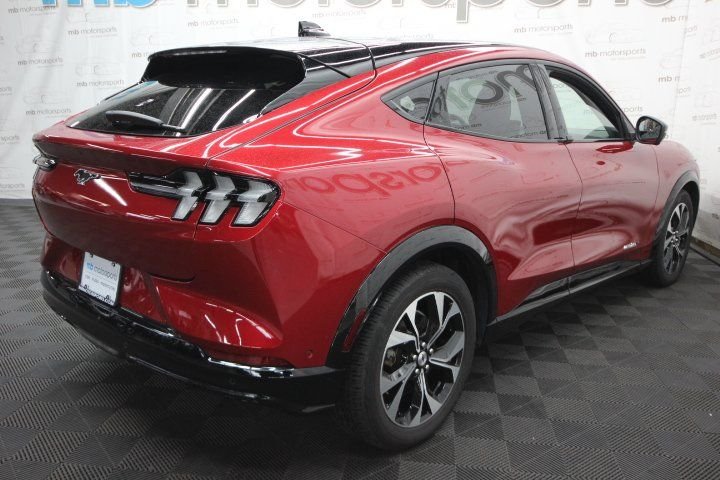 Used 2021 Red Ford Premium image 6