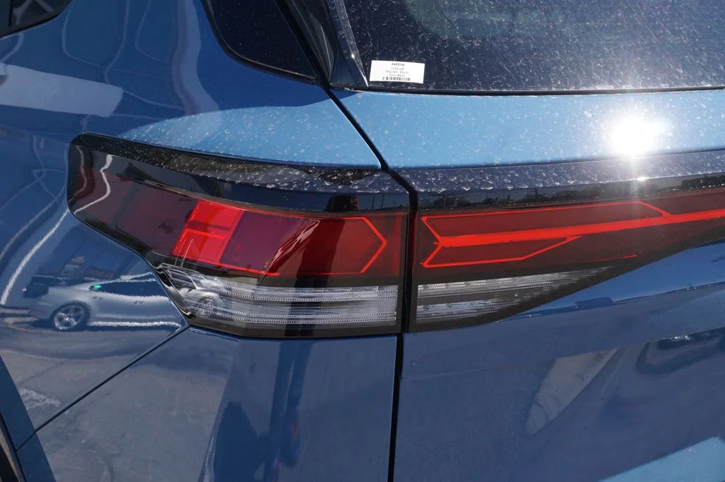 New 2026 Blue Volkswagen 2.0T SE R-Line Black image 29